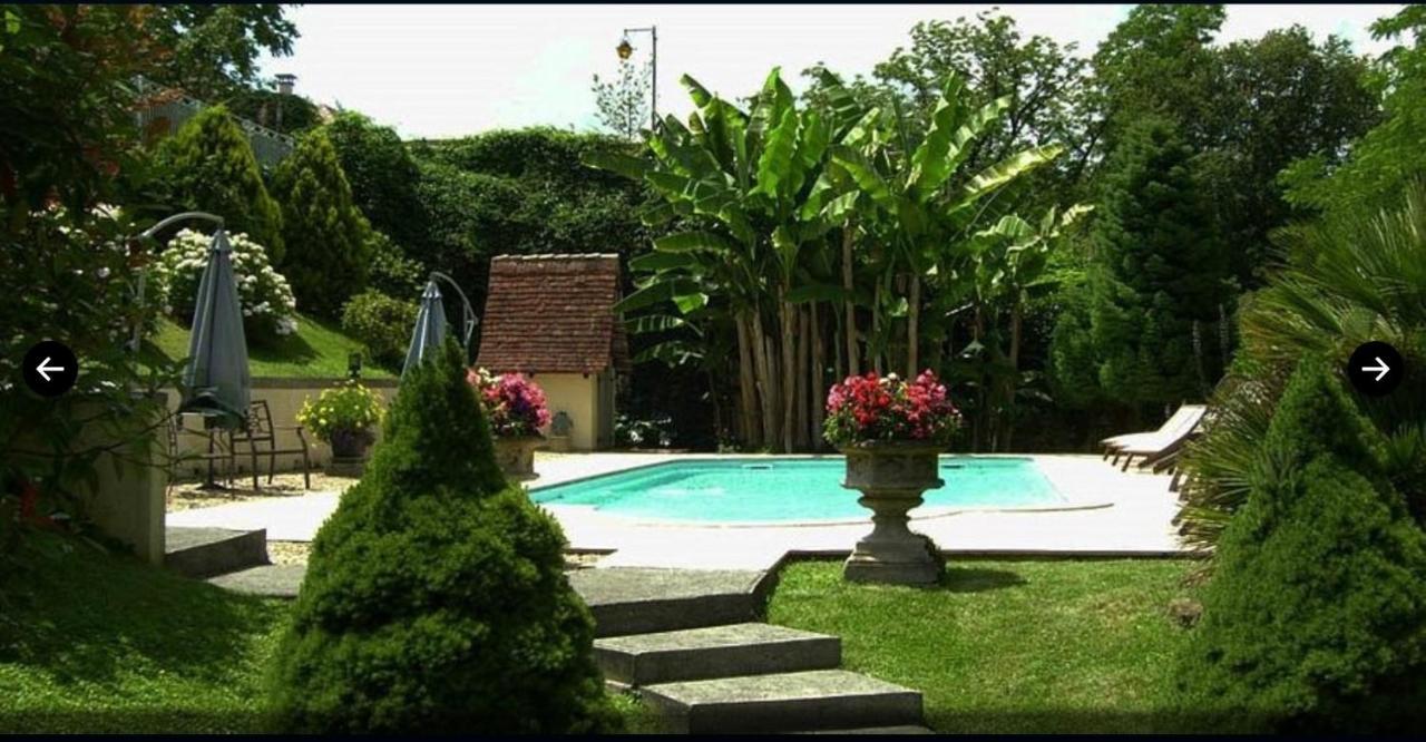 Casa de hóspedes Domaine De La Carrere *